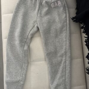 Calça moletom Gap
